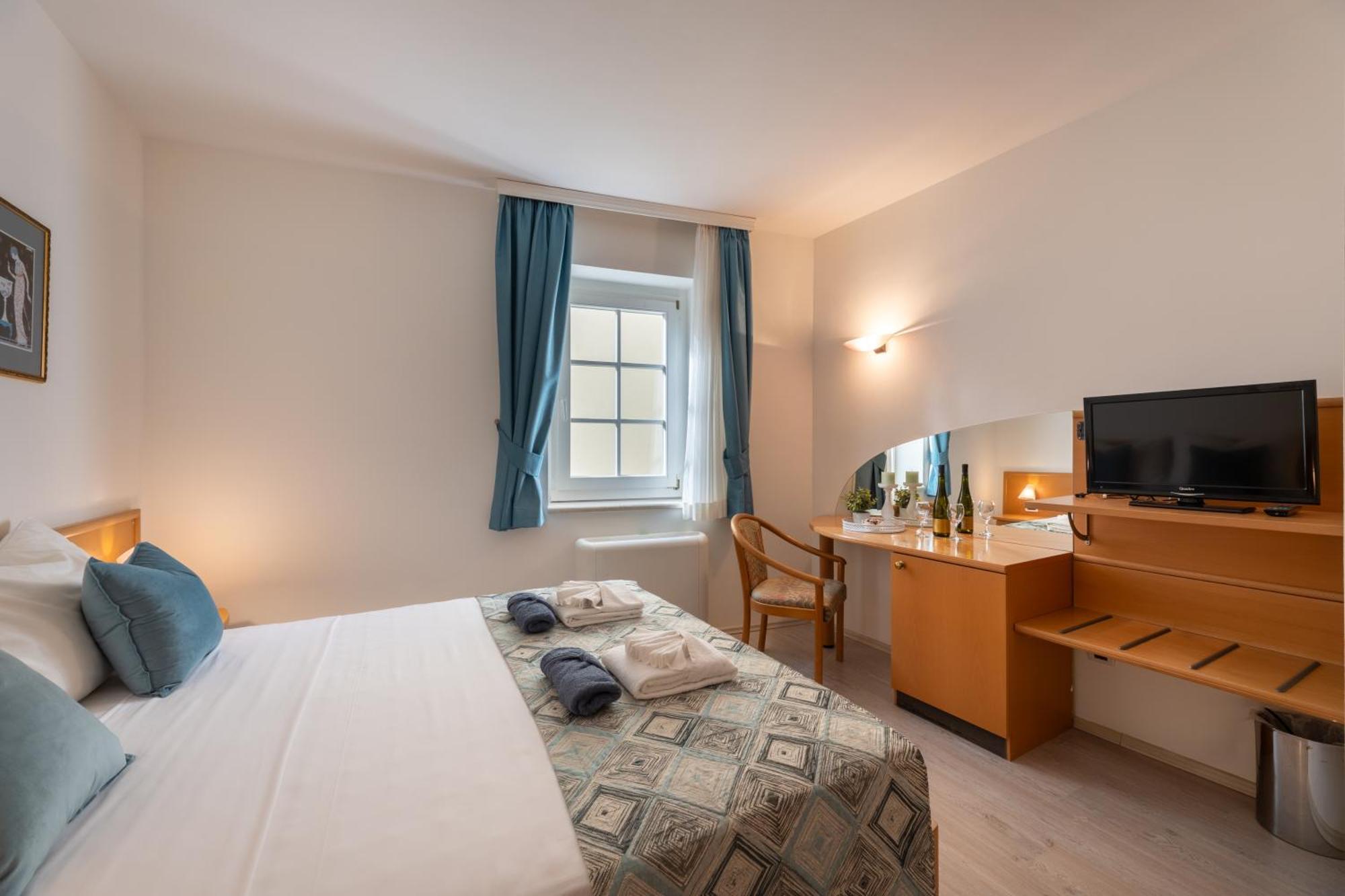 Villa Fontana Trogir Eksteriør bilde