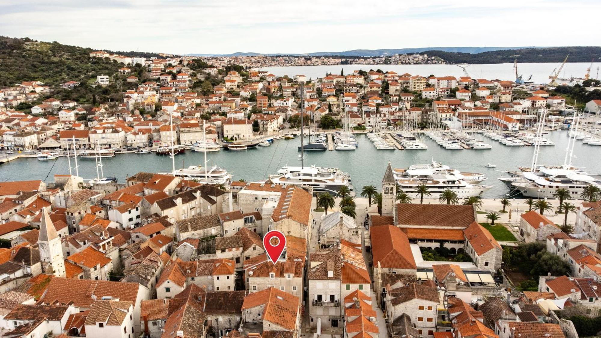 Villa Fontana Trogir Eksteriør bilde